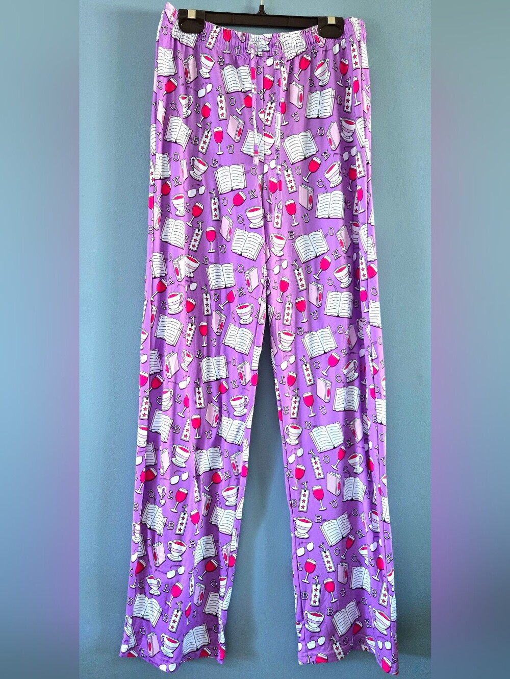 NWOT Lavender Book & Wine Print Lounge Pants Small
